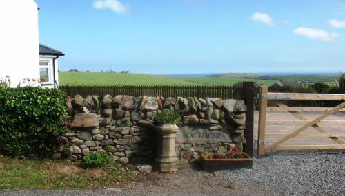 Castlemoor Holiday Cottage, Mull of Galloway - Photo 3, Garden view