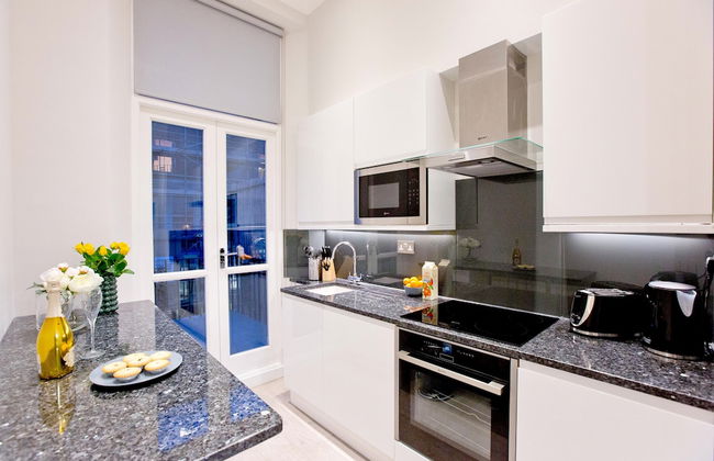 High Street Kensington by Viridian Apartments - Photo 17