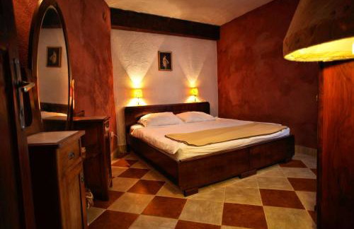 Tvrdic Honey - Photo 76