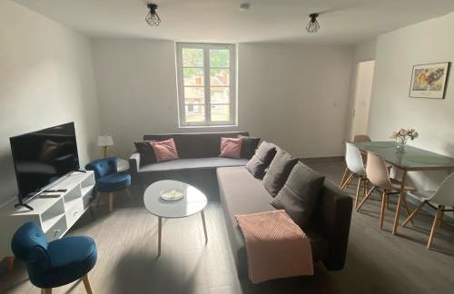 2 pièces parking, plein centre au calme climatisé - Foto 8