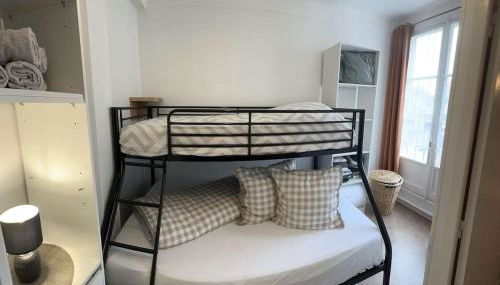 Bright and renovated 2-room apartment, Center - Foto 5