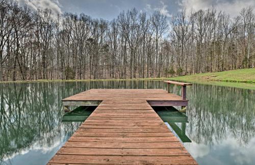 Remote Kentucky Cabin with Fire Pit and 2 Ponds - Foto 2