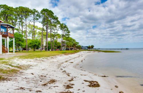 Beachfront Retreat with Dock in Lanark Village! - Foto 21