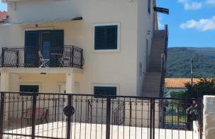 Apartmani Elisa - Photo 1