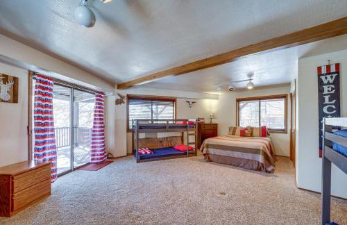 Deck and Scenic Views Munds Park Cabin! - Foto 14