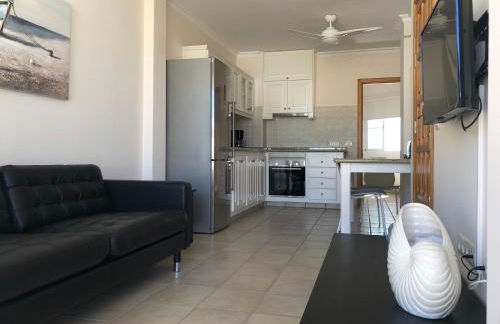 Apartamentos El Faro - Foto 14