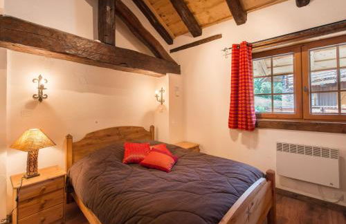 Chalet traditionnel avec jacuzzi, sauna et animaux admis - FR-1-566-23 - Foto 7