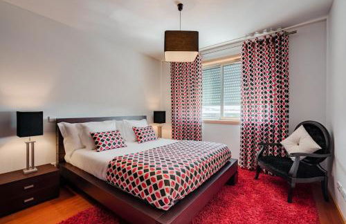 Fully Equipped 3 bed - Parking - Foto 5