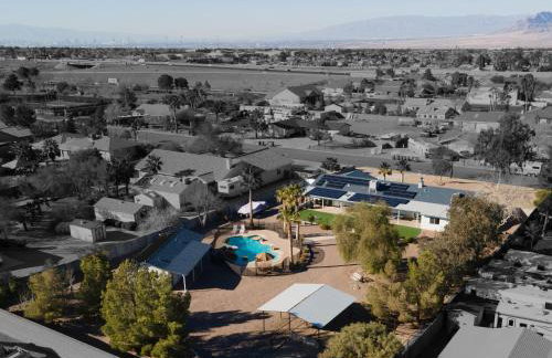 Spacious Desert Getaway! - Photo 56