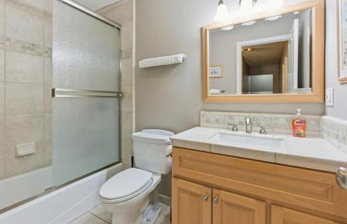 Oceanview Luxury - 5BR - Hot Tub - Steps to Beach - Foto 37