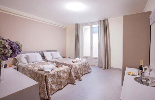 Ossuccio Grande C home with pool sleeps 12 by Italian Apartments - Foto 32