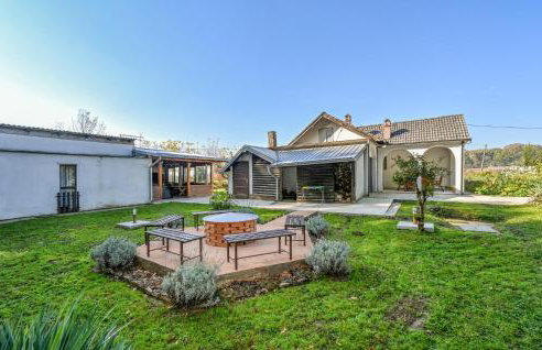 Amazing Home In Ivanska With Kitchen - Foto 2