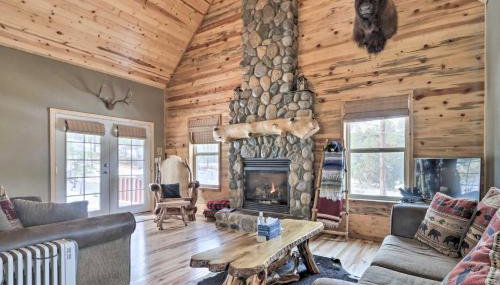 Fire Pit + Game Room: Heber-Overgaard Cabin! - Foto 1