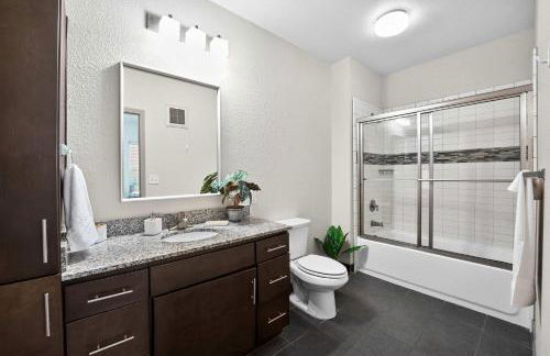 Modern Stay With Resort Style Perks - Foto 8