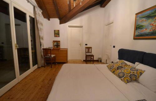 Villa Rina Deluxe and Cottage - Photo 11