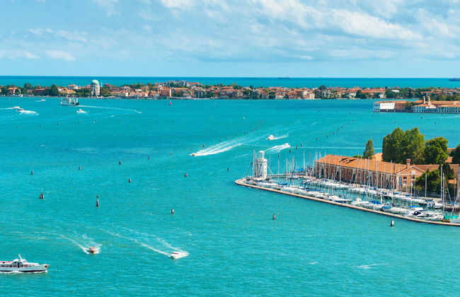 Alquiler de barco con patrón en Venecia - Foto 8