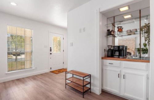 Renovated Austin 3BR Sleeps 10 Near Domain - Foto 9