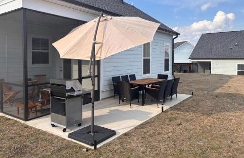 Boat-Ready Location! Airy Greenwood Family Cottage - Foto 31