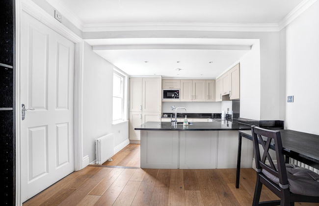 Prime Location Central London - Photo 19