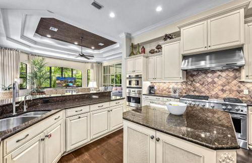 Tranquility - 4000 Sq ft of Luxury - Private Pool/Spa, Walk Everywhere, Pet Friendly - Foto 28