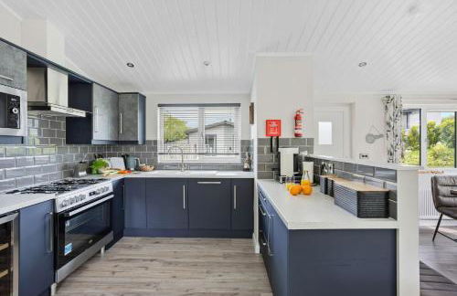 Iris Lodge, 18 Roadford Lake Lodges - Foto 11