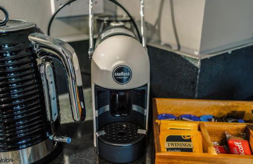 Stylish 2 Bed Apt by Royal Albert Dock & M&S Arena - Foto 12