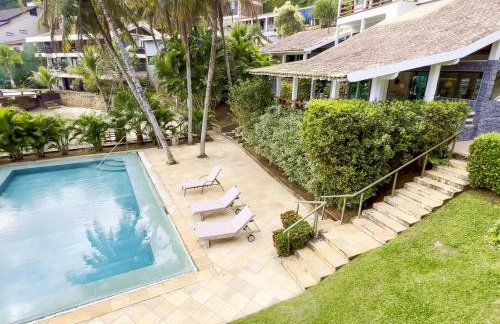 NOVO Mansão Pé na Areia com Heliponto, 1 Piscina, 1 Hidro, Sauna e 5 Quartos - Foto 1