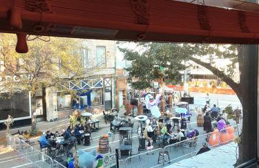 The Roscoe Village Guesthouse - Foto 39