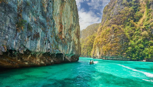 Phi Phi Islands Speedboat Excursion - Photo 3