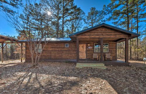 Updated Cabin with Fire Pit 2 Mi to UTV and Hike - Foto 4