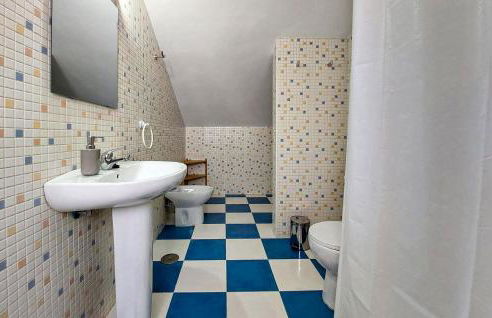 3 Bedroom Awesome Apartment In Aznalcázar - Foto 18