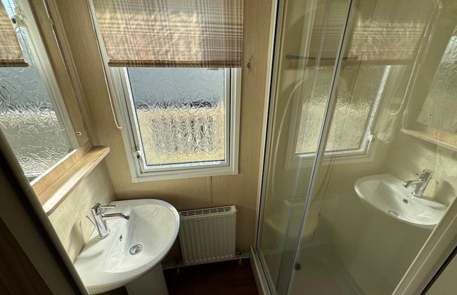 Statichomesleeps6-lakeview-petsok-balcony-parking - Foto 18