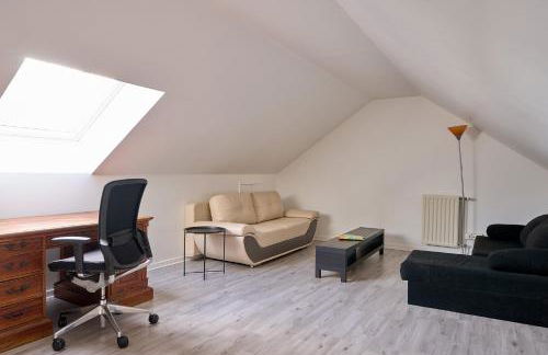 Maison spacieuse avec jardin - Photo 23