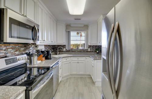 Riverfront Port Orange Home with Dock and Slip! - Foto 12