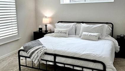 Cozy Family Stay- Queen-Double-Twins Bed- Full Kitchen-Netflix-Golf Cart-WiFi - Foto 3, towels