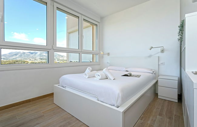 Sunstay Guadalmar Loft Seaview - Photo 4