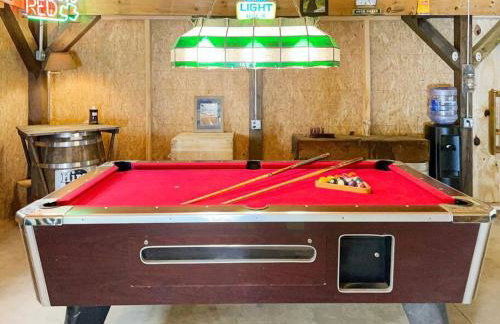 Haven Retreat in Catskills w Hot Tub & Bar Hall - Foto 3