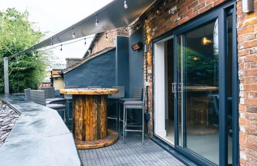 4 bedroom - Sleep 9 home in Cheadle Staffordshire - Alton towers Polar Express Dimmingsdale Peak District Trentham Gardens Water World - Foto 8