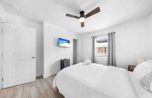 Spacious Fort Lauderdale Bungalow 10mins Airport & Beach Near Miami - Foto 7