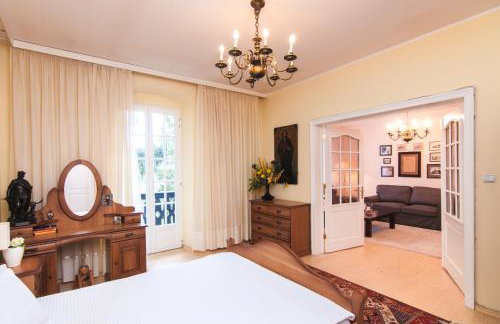 Mon Plaisir - Photo 79