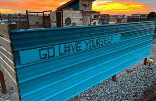 Idyllic Tiny Cabin Lovely for a Romantic Escape in Arizona - Foto 10