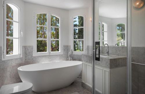 Luxury 3BR House with Private Pool & Stunning Interiors - Foto 28