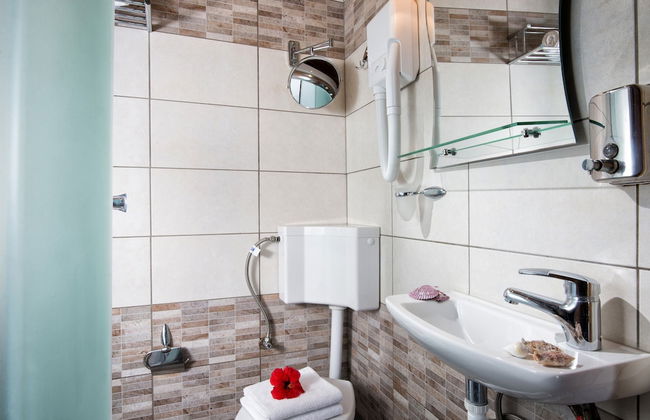 Charming Studio Near the Beach - Photo 3