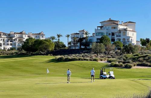 Stunning apartment with overflow pool and golf view - Foto 7