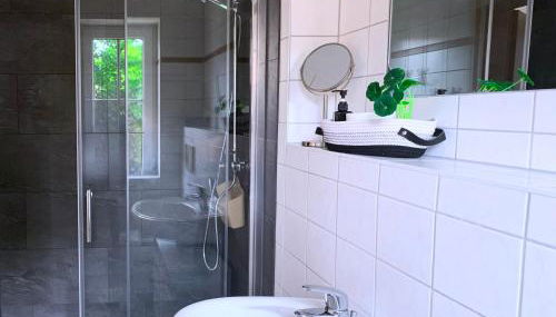 Apartment "Wiesenglück" - am Feisnecksee, mit Terrasse - Foto 2, Shower