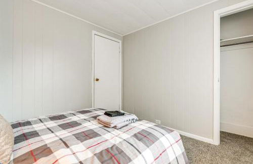 6 Mi to Dtwn Attractions Buffalo Apartment! - Photo 14