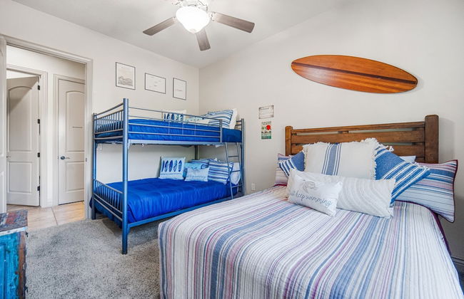 Poolside Retreat Directly Across From Pool! - Foto 7