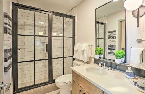 Modern Downtown Birmingham Condo with Rooftop Access - Photo 13