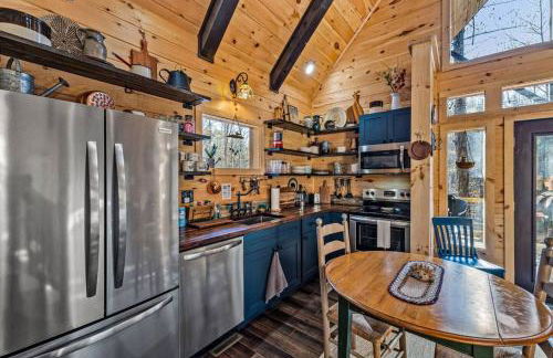 WiFi Hot Tub & Pets - EagleRock Retreat in RRG - Foto 9