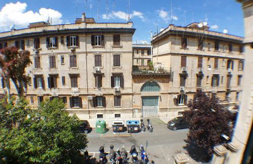 Casa Ferrari Testaccio e Trastevere Wi-Fi free - Foto 17